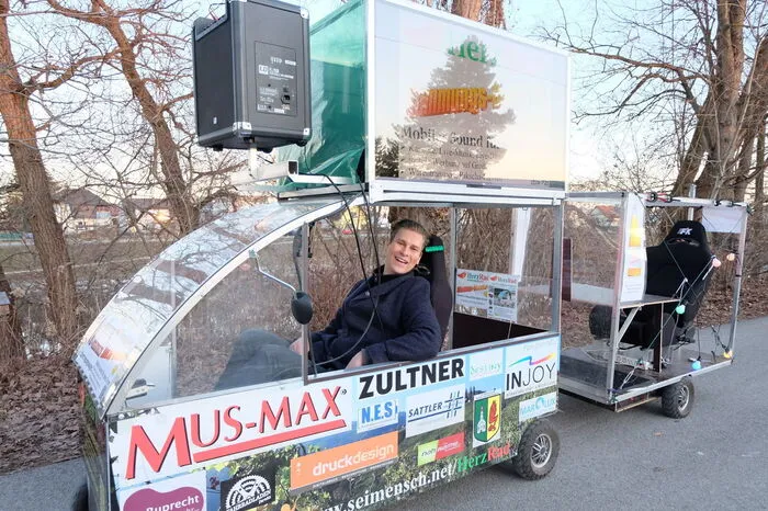 Andreas Unterweger ist mit seinem HerzRad als "Stimmungsbooster" unterwegs.