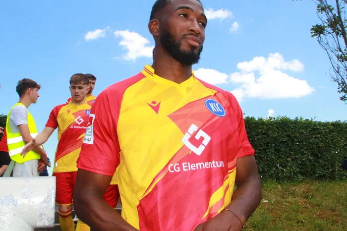 Kelvin Arase (23): Der 23-Jährige hat alle Nachwuchsstationen der Hütteldorfer durchlaufen und 104 Spiele für Rapid bestritten. Vor der Saison erfolgte der Wechsel nach Karlsruhe.