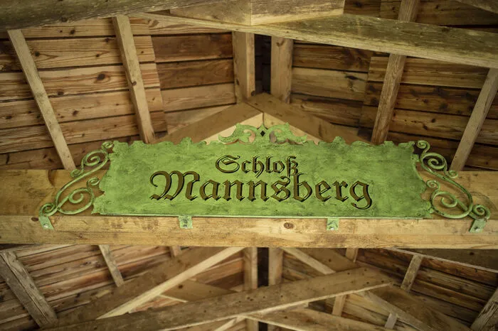 Die Höhenburg wurde zwischen 1065 und 1075 erstmals urkundlich erwähnt.