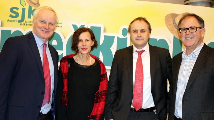 Kammerrat Stefan Domej konnte zahlreiche Ehrengäste aus Politik und Wirtschaft begrüßen