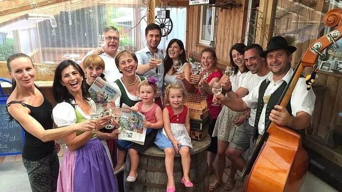 Sorgten Sonntag nicht nur für beste Stimmung, vielmehr waren die Sieger der Platzwahl selbst in allergrößter Feierlaune
