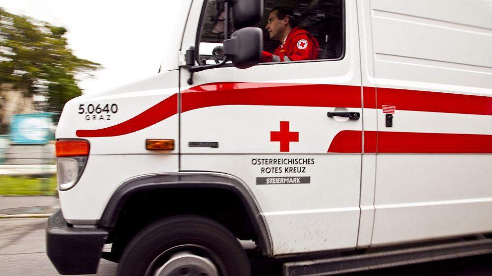 Der Mann wurde durch das Rote Kreuz erstversorgt (Sujetbild)