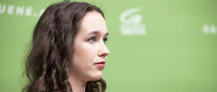 Die EU-Spitzenkandidatin der Grünen, Lena Schilling