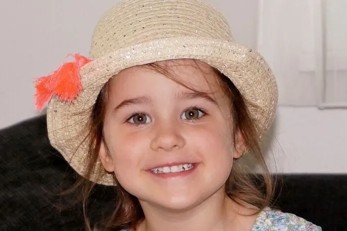 Papa beim Abfragen der verschiedenen Tierkinder: „Und wieheißen denn die jungen Schweine?“ - Sophia: „Sparbüchse.“ Sophia Steirer, 3,Heiligenkreuz am Waasen