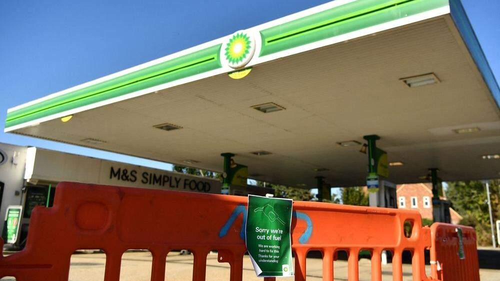 Immer mehr Tankstellen im Vereinigten Königreich müssen dichtmachen