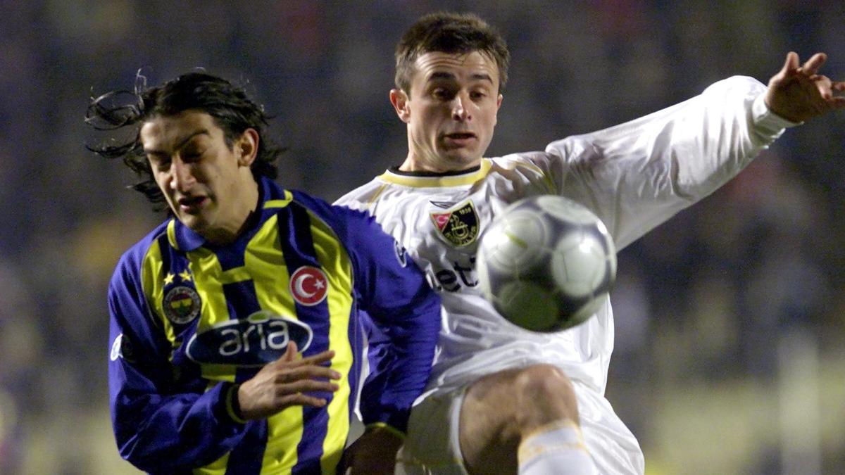 Serhat Akin (links) im Dress von Fenerbahce 