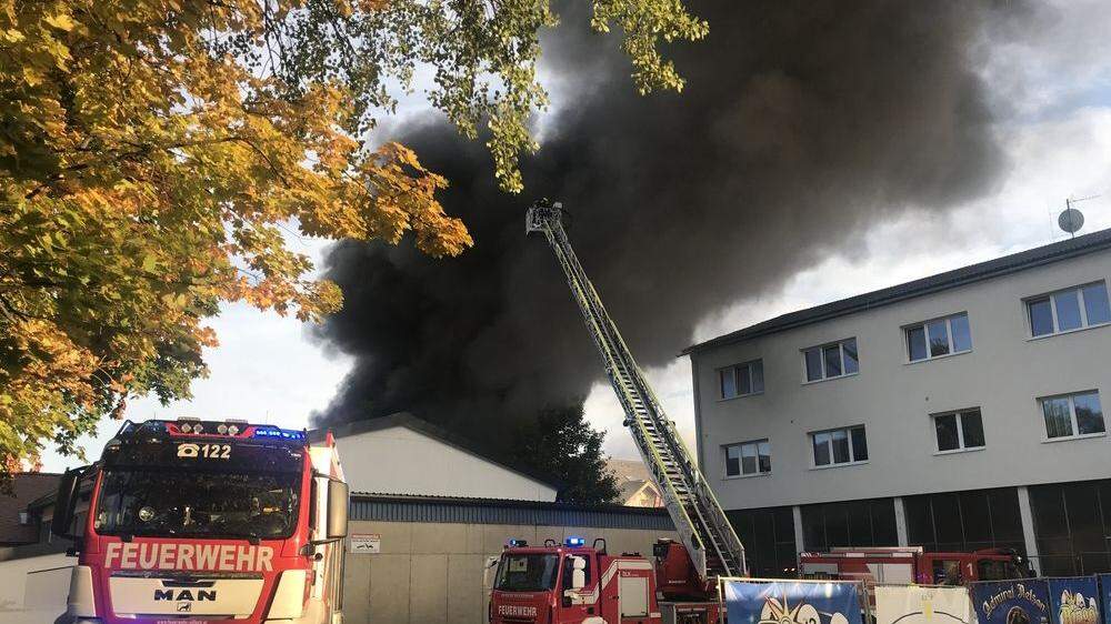 Der Großbrand in Villach wurde durch Brandstiftung verursacht