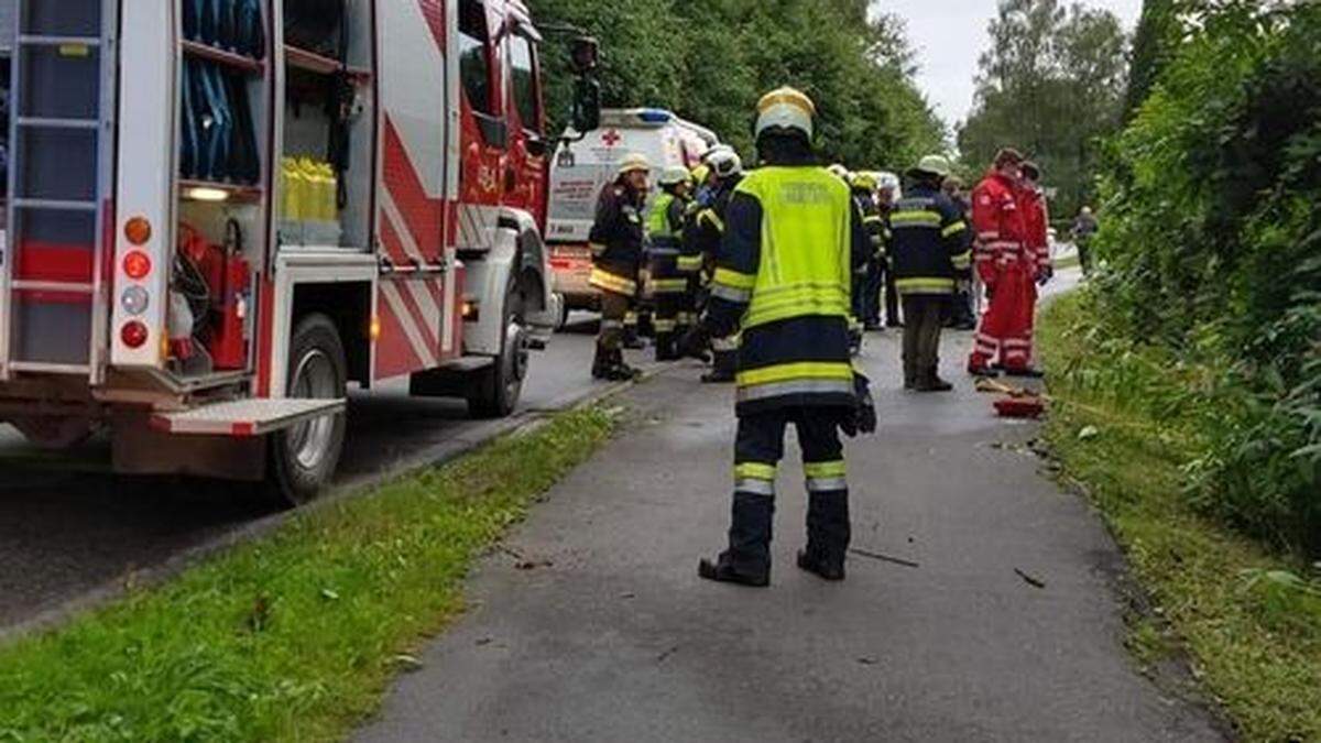 Mehrere Wehren waren am Unfallsort