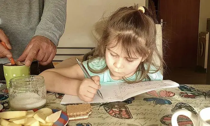 Die Kinder der Familie Kokosh wurden durch den Krieg aus ihrem gewohnten Leben gerissen