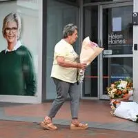 Die Attacke fand direkt vor ihrem Wahlkreisbüro statt