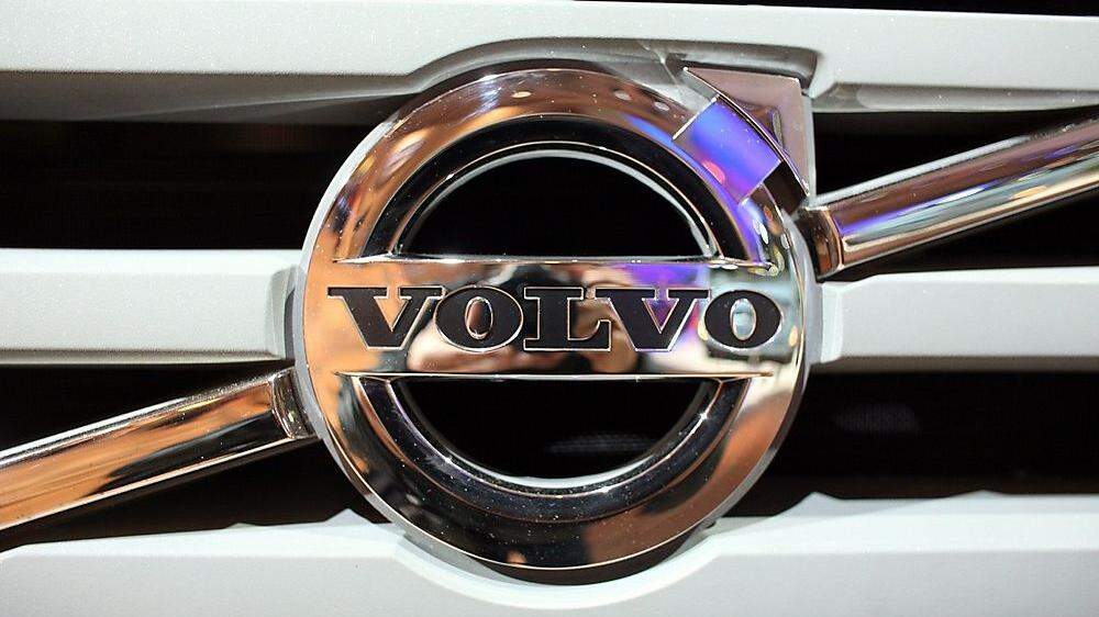 Lkw-Bauer Volvo räumt Abgas-Probleme ein