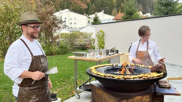 Andreas und Astrid Krainer stellten Kochuntensilien und Know-How zur Verfügung.
