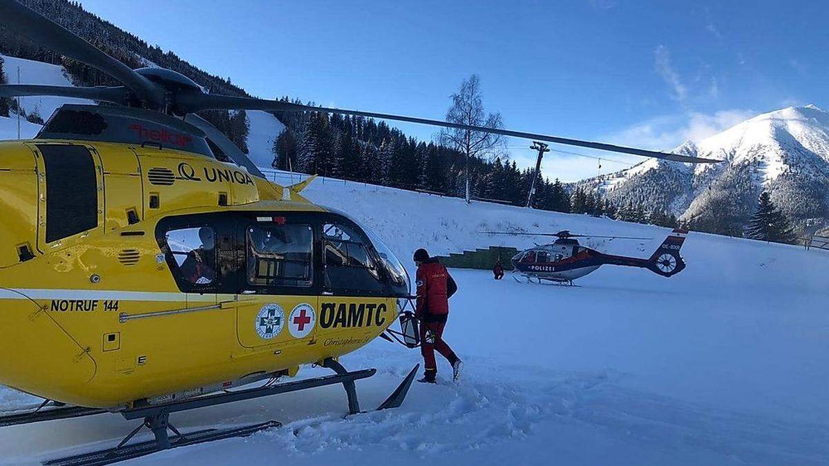 Zwei Hubschrauber wurden zum Einsatz angefordert