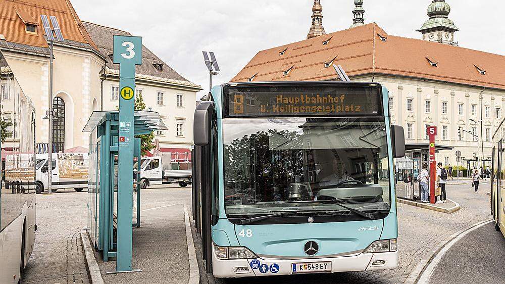 Mit der Kampagne wird der neue 10- und 20-Minuten-Takt der Busse in Klagenfurt beworben (Symbolfoto)