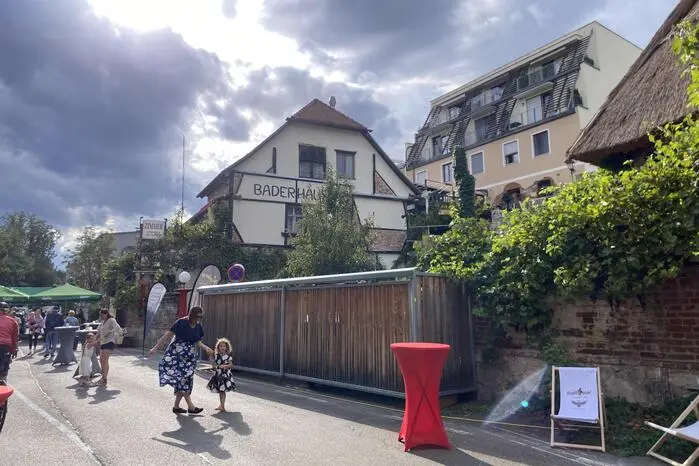 Das Motto war auch heuer wieder „Genuss am Fluss“, an der Veranstaltung nahm unter anderem die Weinerei im Baderhaus teil