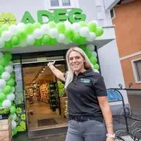 Romana Sagmeister leitet den neuen Adeg GP Sachsenburg und bringt elf Jahre Erfahrung im Lebensmittelhandel bei Rewe mit