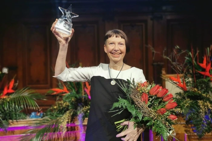 "Schöne Überraschung:" Ilse Wieser von der Uni Graz erhielt den Ehrenpreis für ihr Lebenswerk 