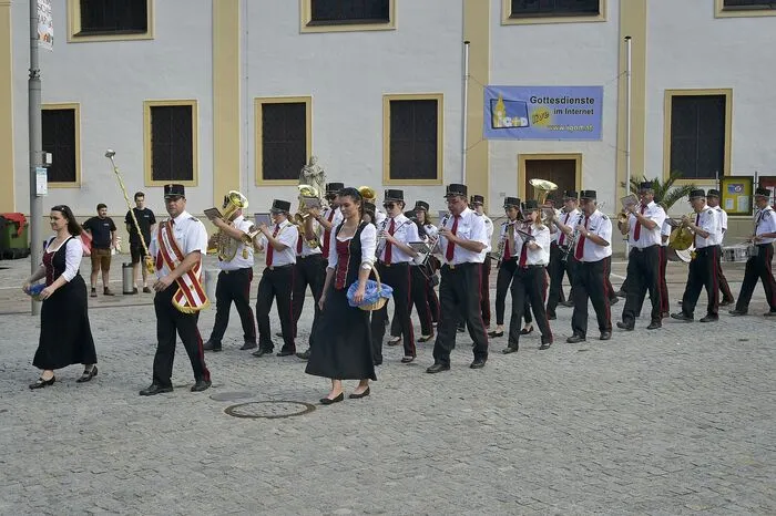 Mit dem Festakt zum 128. Bezirksmusikfest feierte die Stadtkapelle Hartberg auch das 170-jährige Bestehen