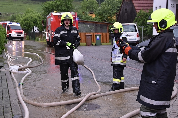 Die ersten Einsätze musste die Feuerwehr Wartberg bereits um 14.37 Uhr abarbeiten.