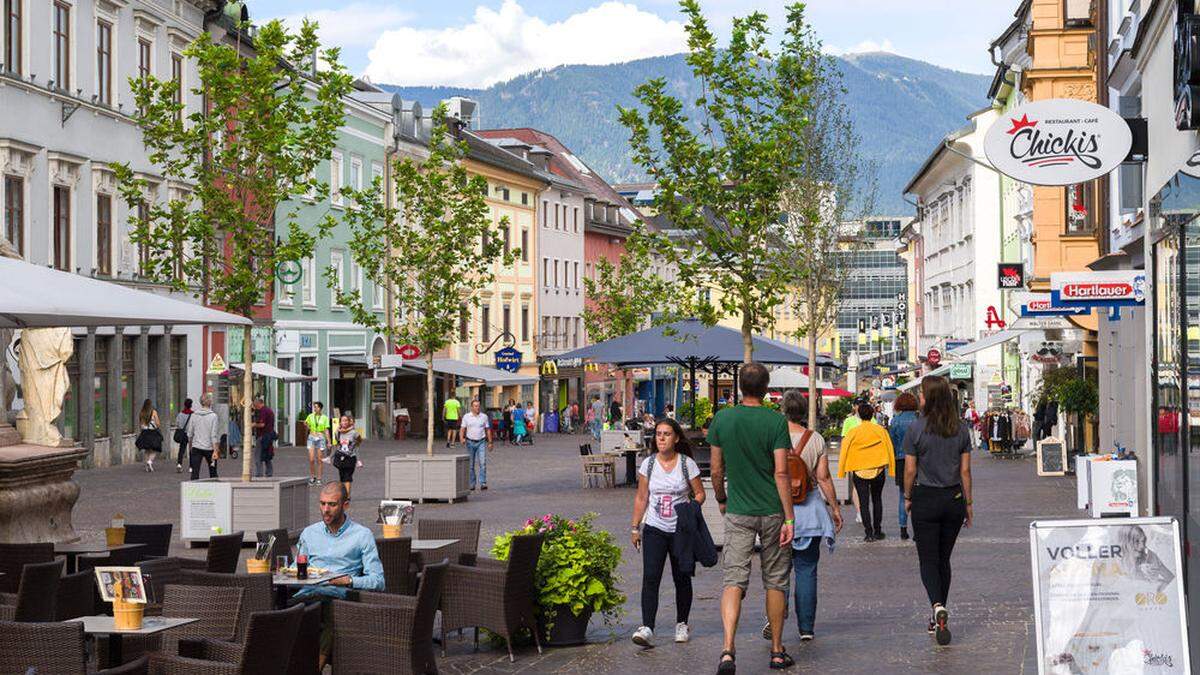 Die Villacher Innenstadt ist aktuell gut besucht