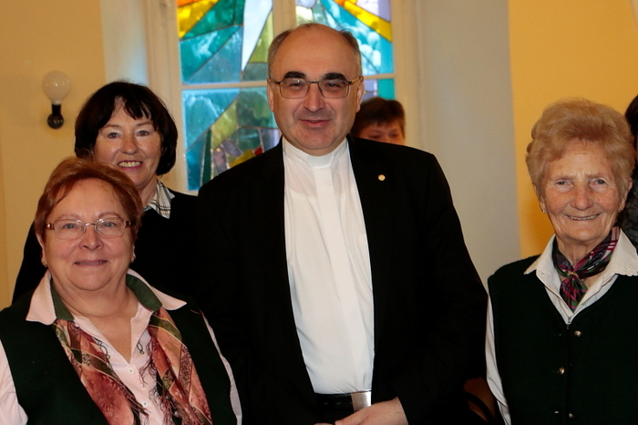 Gabriele Scheiber, Ida Hafner und Hans Ortner gestalteten den feierlichen Gottesdienst, der zu einem Fest des frohen Glaubens wurde.
