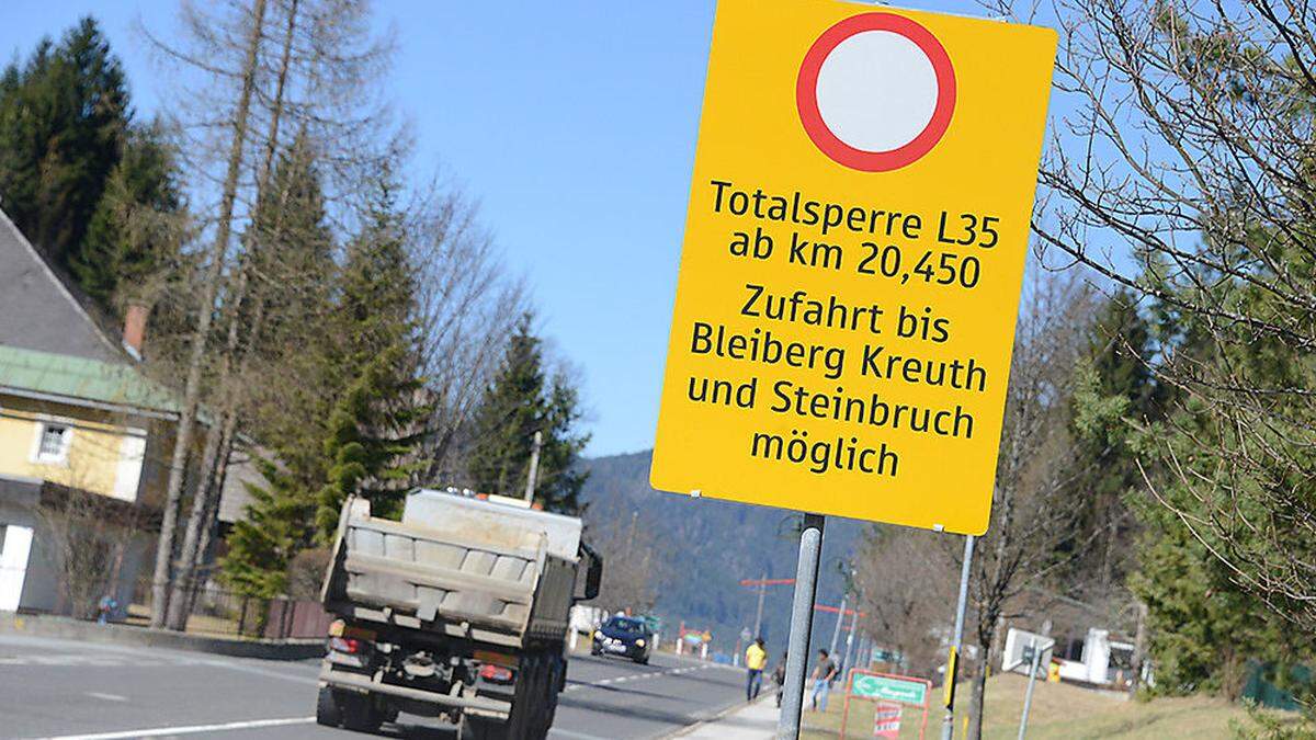 Am Ende dieser Woche gibt es die nächste Besprechung, ob die Bleiberger Straße stundenweise für Pendler geöffnet werden kann