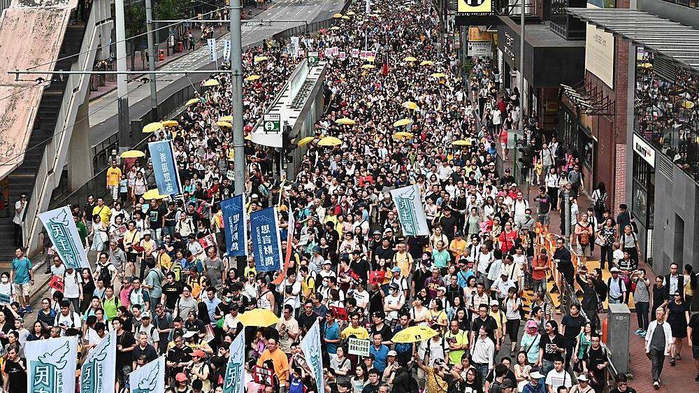 In Hongkong kommt es seit Tagen zu schweren Zusammenstößen zwischen Polizei und Demonstranten 