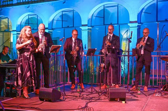 Bis zum 1. September 24 gibt es unterschiedliche Konzertveranstaltungen, mit dem Gerald Preinfalk Quintett folgt am 29. August 24 ein weiterer Höhepunkt im Schlosshof Hartberg, Information unter www.clariarte.at und www.hartberg.at. 