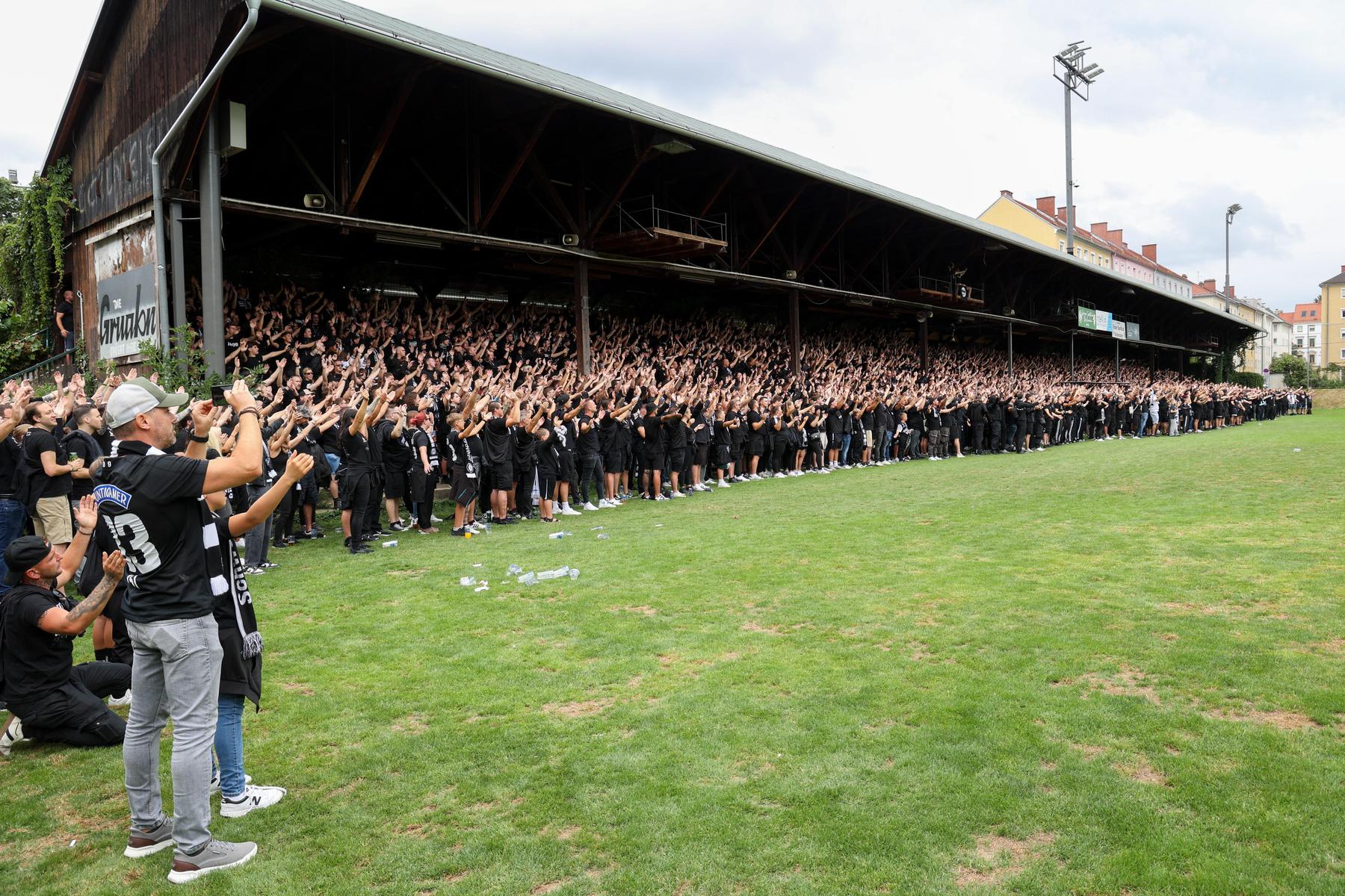 Grazer Stadtderby: Derby-Bilanz der Exekutive: Sturm-Fans attackierten Polizisten