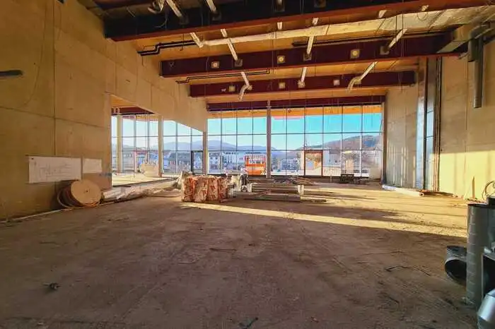 Das Kino-Foyer mit wundervollem Blick.