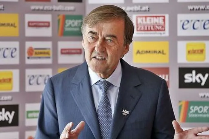 Heribert Krammer hat sein Amt als Präsident der Bulls Kapfenberg zurückgelegt und wird ab der Saison 2019/20 auch nicht mehr als Hauptsponsor zur Verfügung stehen - den Bulls fehlt dann ein Drittel des Budgets. Mehr dazu.  