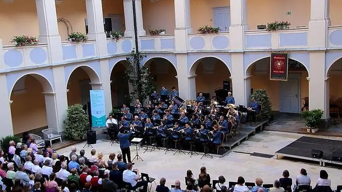 Das wunderbare Ambiente des Schlosses in Piber bildete auch heuer wieder die stimmungsvolle Kulisse für das Schlosskonzert des Musikvereins Gestüt Piber.