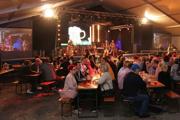 Klicken Sie sich durch die Fotos vom Bärnbacher Oktoberfest!