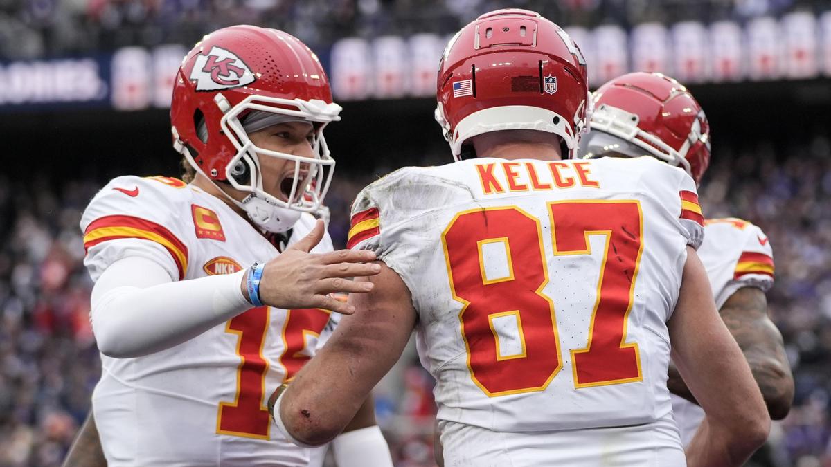 Mahomes (links) und Kelce wollen abermals triumphieren