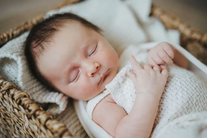 Der entzückende Erik Alexander (3600 g, 53 cm) tat am 27. August um 15.04 Uhr seinen ersten Schrei. Mama Daniela Drescher, gebürtige St. Kanzianerin, und Papa Carsten Umschaden aus Maria Rojach sind sehr stolz.