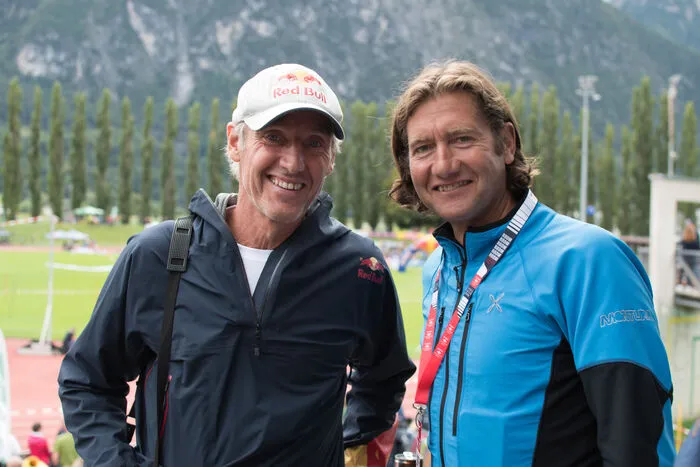 Ex-Snowboarder Helmut Pramstaller mit TVBO-Vorstandsmitglied Martin Gratz