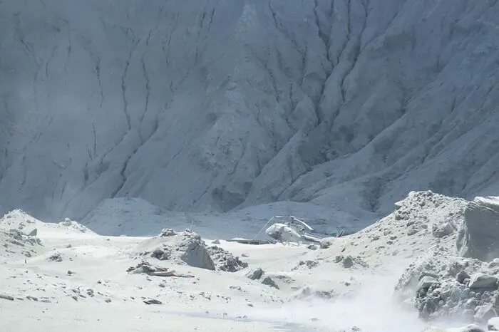 Bis zu 50 Menschen sollen während der Eruption auf der Insel gewesen sein.