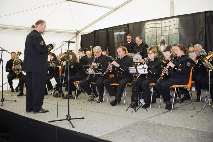 Für einen stimmungsvollen Auftakt sorgte die Werkskapelle Zeltweg, die die Besucher musikalisch begrüßte. 
