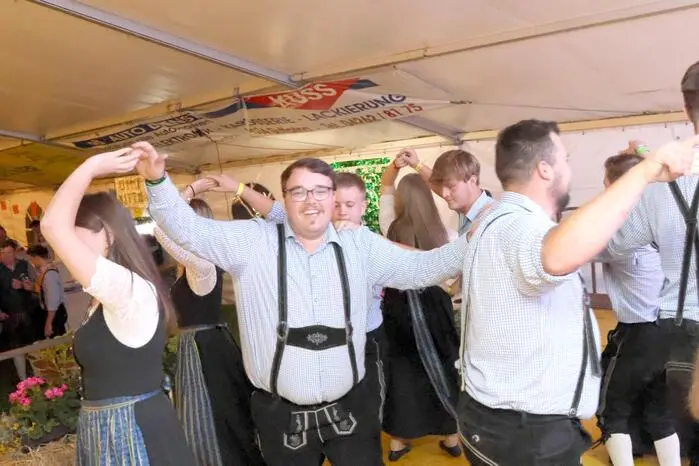 Ein Video gibt es auf Facebook Kleine Zeitung St. Veit/Feldkirchen zu sehen! Klicken Sie sich durch die Fotogalerie!