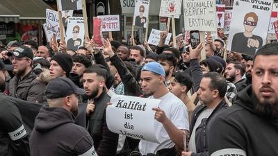 Kalifat-Demo auf dem Steindamm in Hamburg