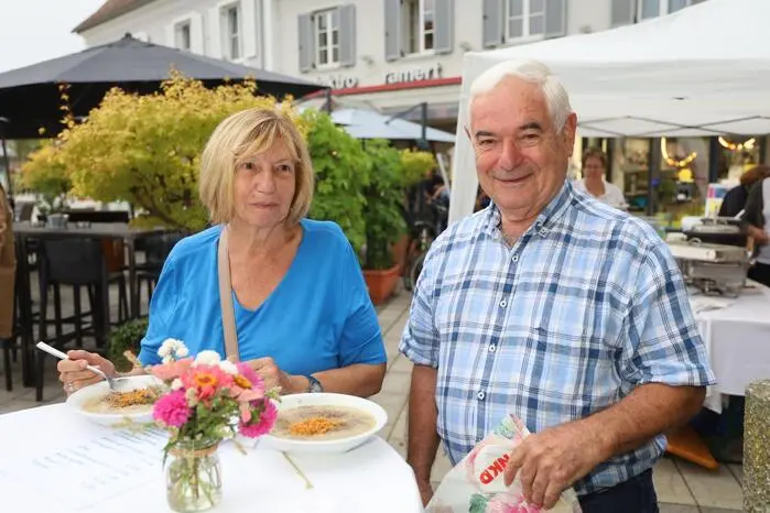Zum Standard des Bäuerinnenfrühstücks gehören Heidensterz mit Schwammerlsuppe.