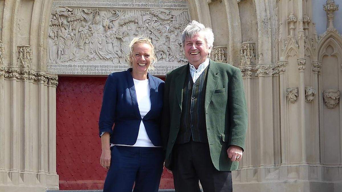 Karl H. aus Feldbach mit Manuela Weis vom Verein „Mein Herzenswunsch“  