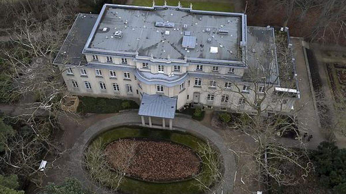 Die Villa am Wann­see wird am 20. Jän­ner 1942 Schau­platz der Pla­nung des größ­ten Ver­bre­chens der Mensch­heits­ge­schich­te 