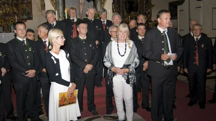 Am 9. September lud die bekannte Ikonenmalerin Anna Haas aus Knittelfeld zur Eröffnung ihrer Präsentation „Das gemalte Wort Gottes“ in die Kirche St. Benedikten ein.