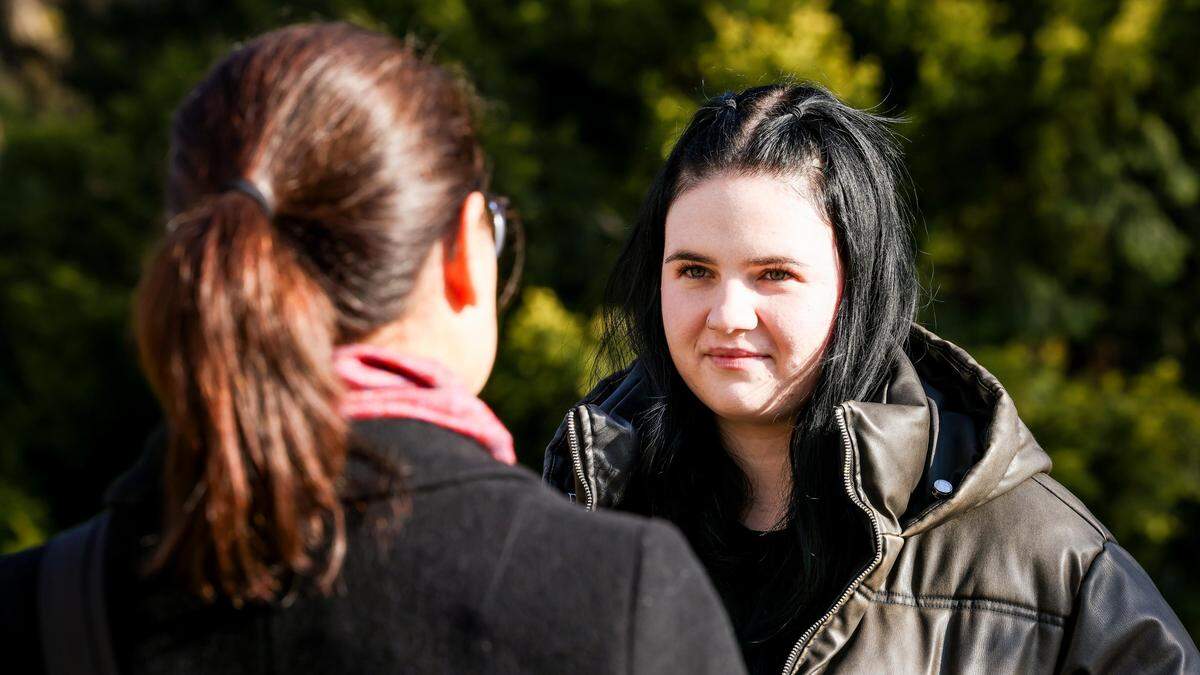 Freiwilllige Sozialbegleiter, die Menschen mit psychischen Erkrankungen unterstützen, sind auch in Graz gefragt wie nie. Im Foto: Nicole Adzaga