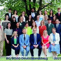 Die Schulzeit ist für die erfolgreichen Maturanten der 8B Vergangenheit