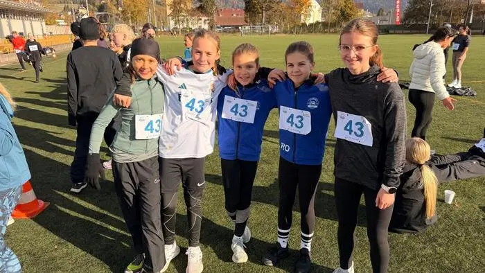 Im Rahmen des ersten „Sponsored Walk & Run“ des Europagymnasiums Leoben sammelten 126 Schülerinnen und Schüler sowie zehn Lehrpersonen insgesamt 11.154 Euro für den guten Zweck.