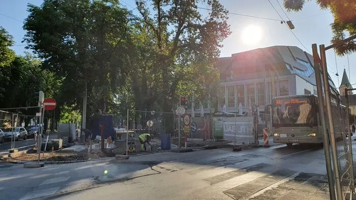 Die zentrale Flixbus-Haltestelle in Graz in der Girardigasse wird ausgebaut.