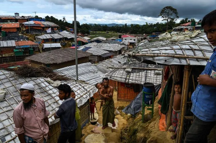Nach Angaben der Hilfsorganisation World Vision leben in Bangladesch insgesamt über 900.000 Menschen unter prekären Umständen...  
