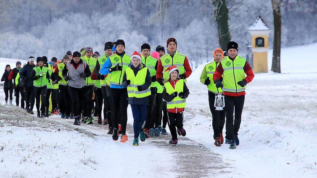 2019 fand der letzte &quot;öffentliche&quot; Köflacher Adventlauf statt, das Friedenslicht wurde aber auch in der Pandemie zu Fuß aus Mariazell geholt